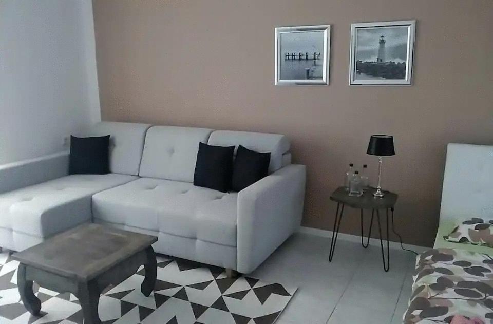 Slnecny Apartmanovy Dom Oslany Extérieur photo