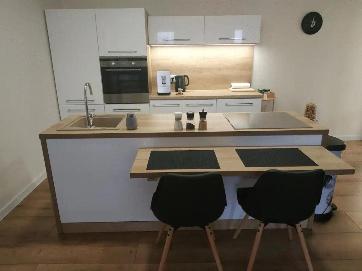 Slnecny Apartmanovy Dom Oslany Extérieur photo